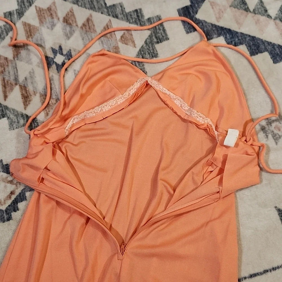 Vintage Peach Tie Back V Neck Polka Dot Maxi Dress - Picture 11 of 13